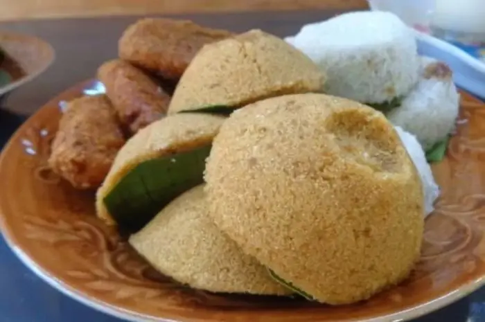 Traditional Cakes of South Sulawesi